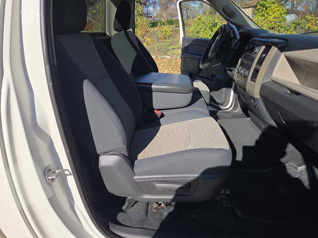 Used 2009 Dodge Ram 1500 Truck ST w/ ST Popular Equipment Group image 19