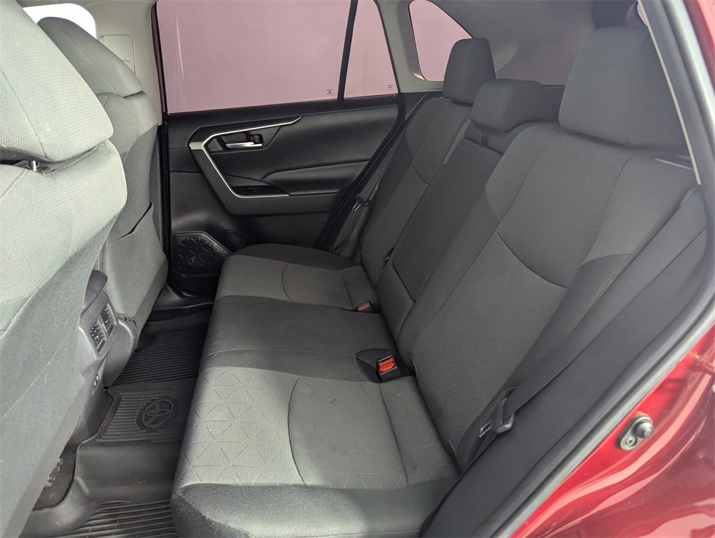 Used 2019 Toyota RAV4 XLE image 31