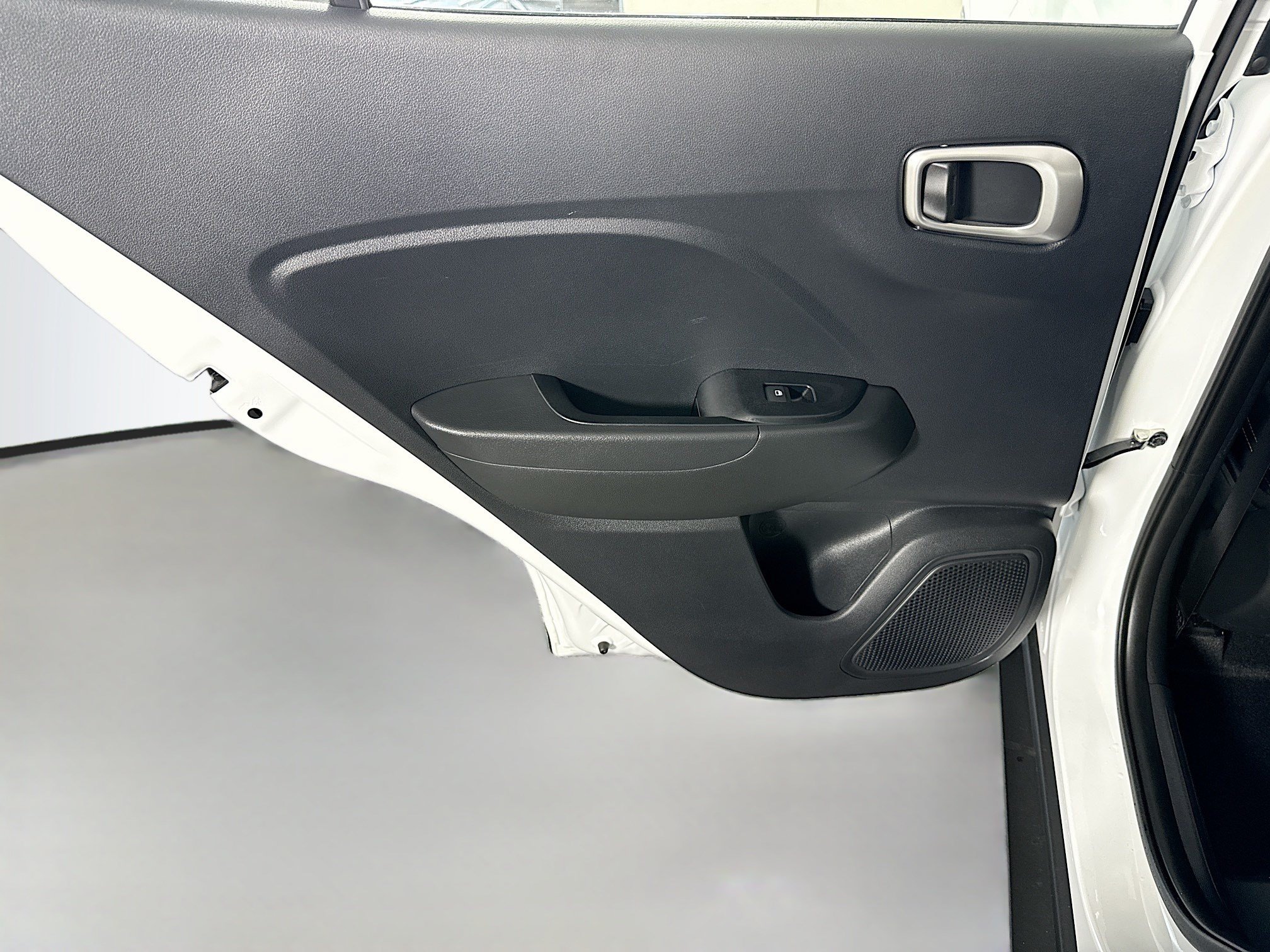 Used 2026 Hyundai Venue SEL FWD image 26