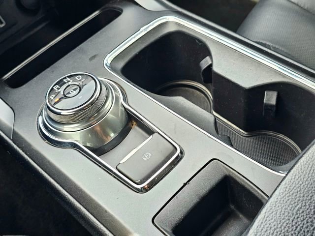 Used 2017 Ford Fusion Titanium FWD image 32