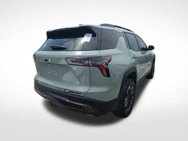 Used 2025 Chevrolet Equinox ACTIV FWD image 2