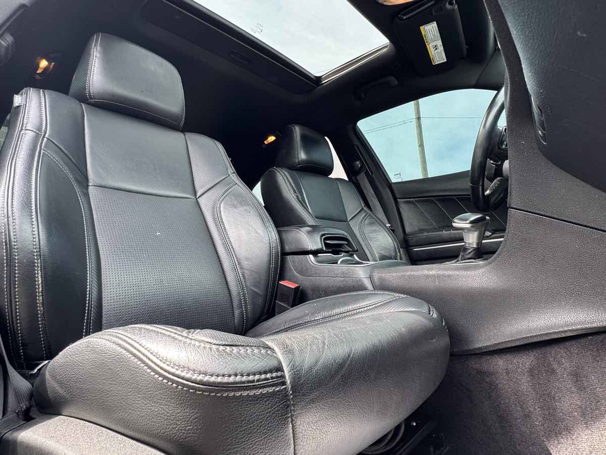 Used 2017 Dodge Charger R/T w/ Driver Confidence Group RWD image 28