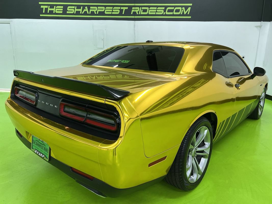 Used 2022 Dodge Challenger R/T RWD image 10