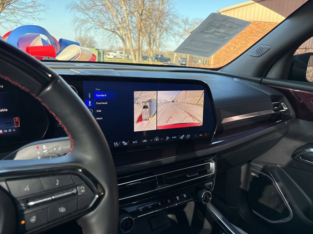 Used 2024 Chevrolet Traverse RS image 44