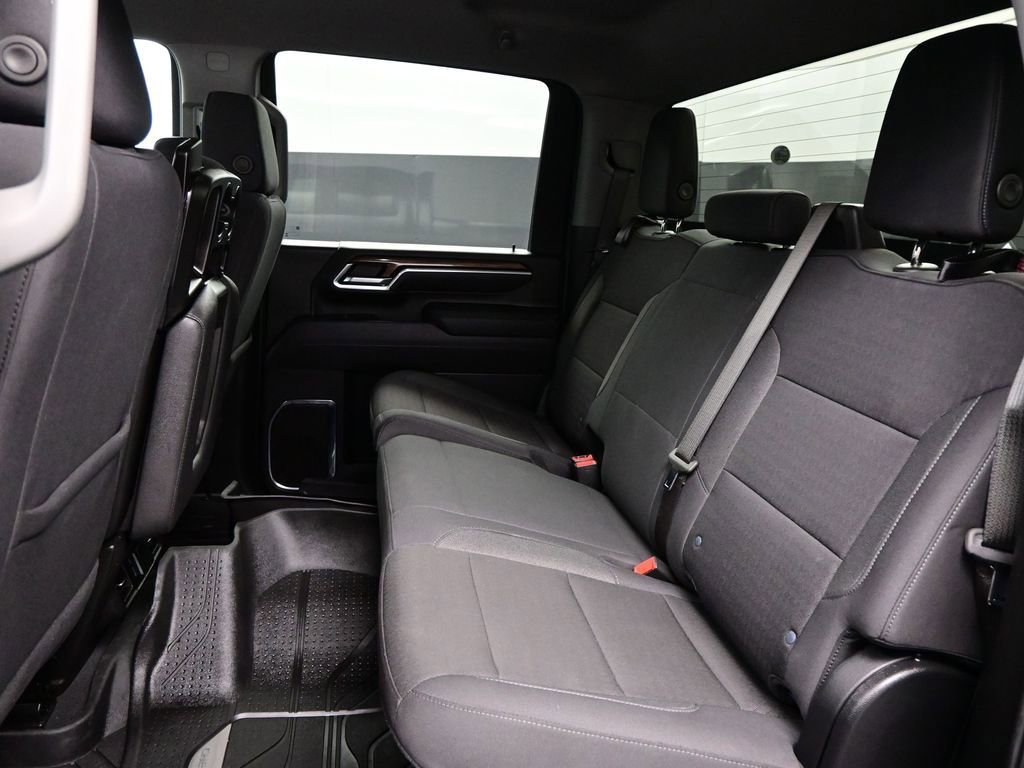 Used 2025 Chevrolet Silverado 2500 LT w/ Convenience Package image 23