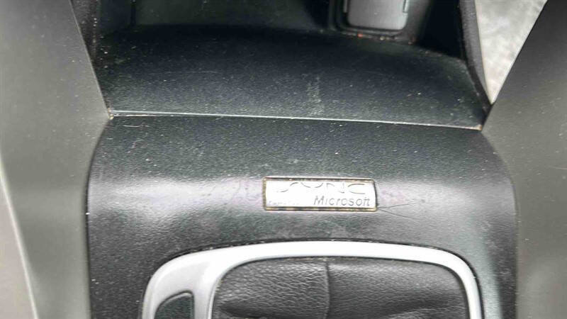 Used 2013 Ford Fusion SE image 23