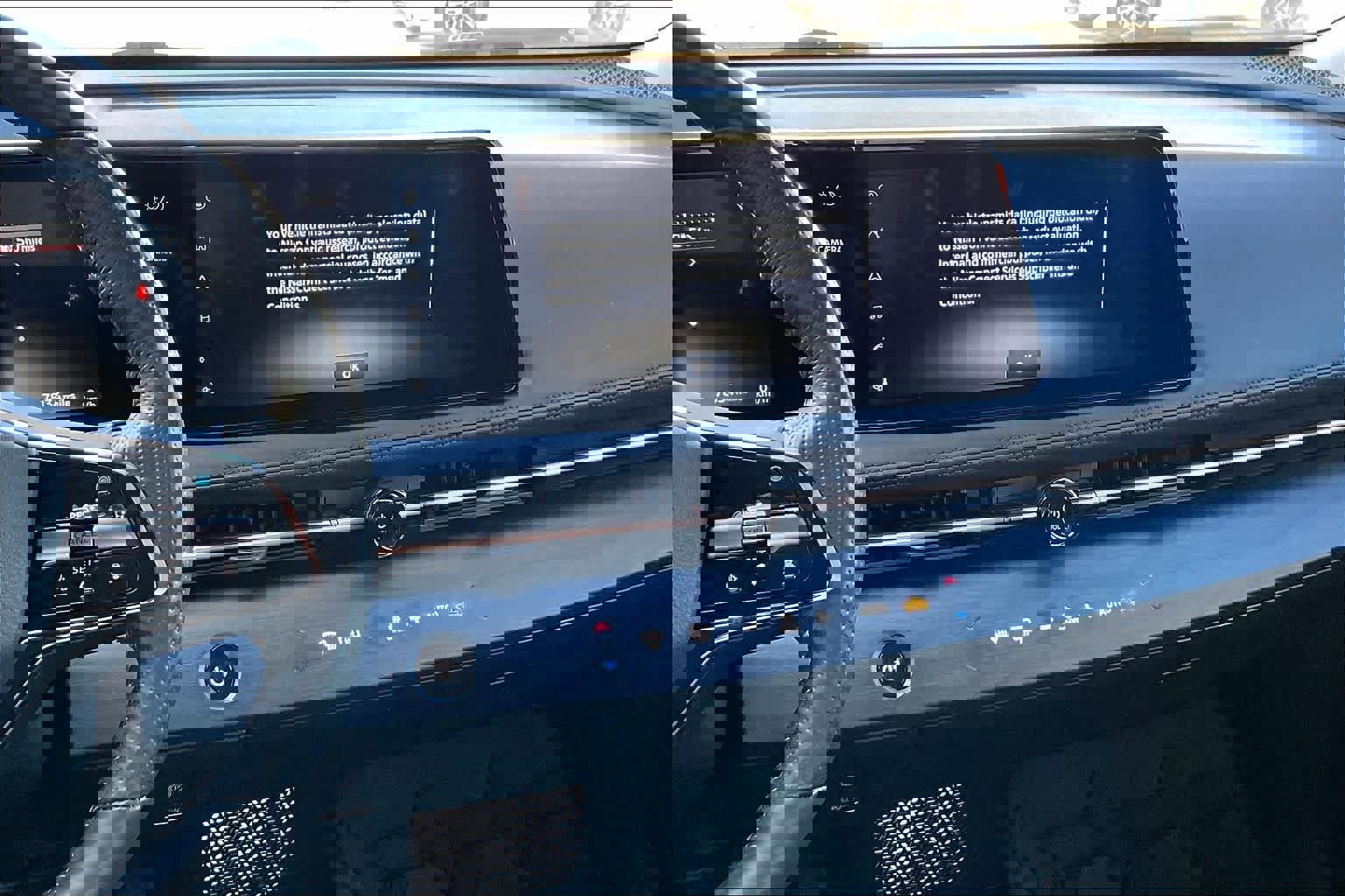 Used 2023 Nissan Ariya AWD image 6