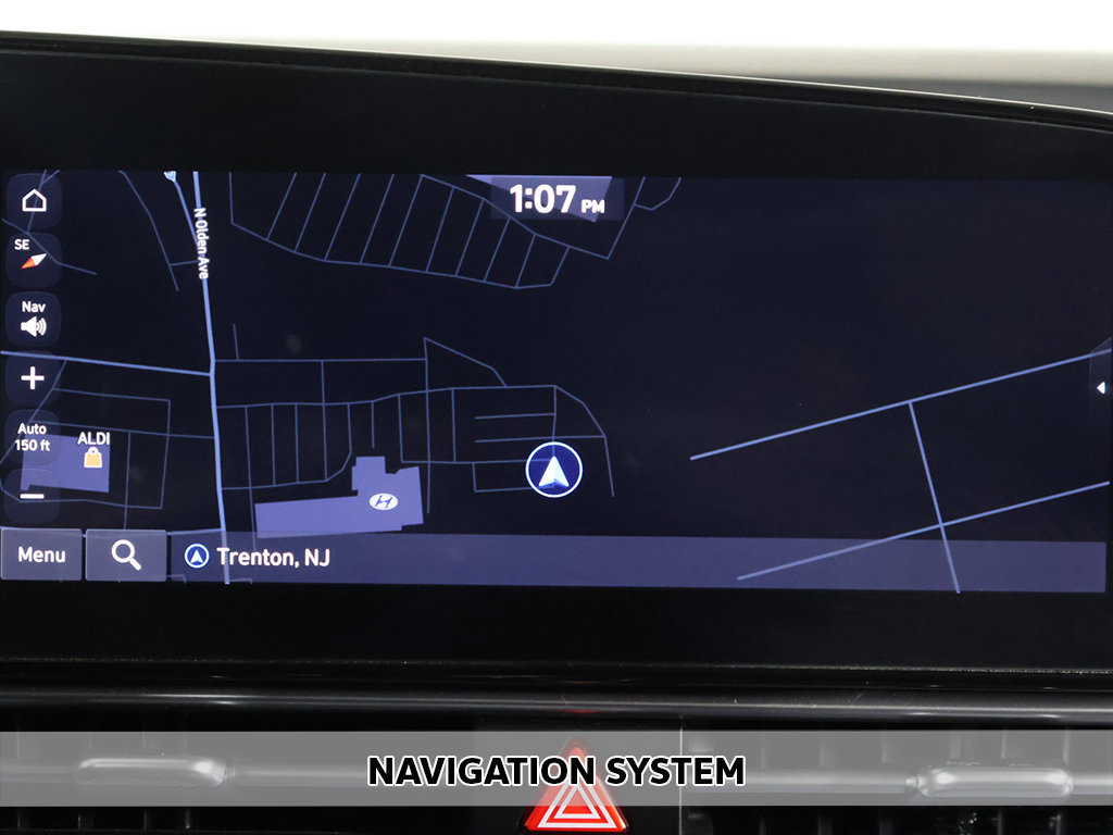 Certified 2024 Hyundai Elantra SEL FWD image 3