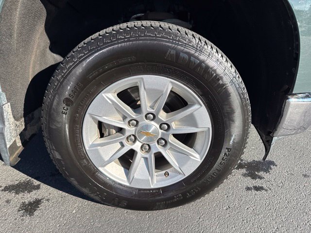 Used 2025 Chevrolet Silverado 1500 LT AWD/4WD image 9