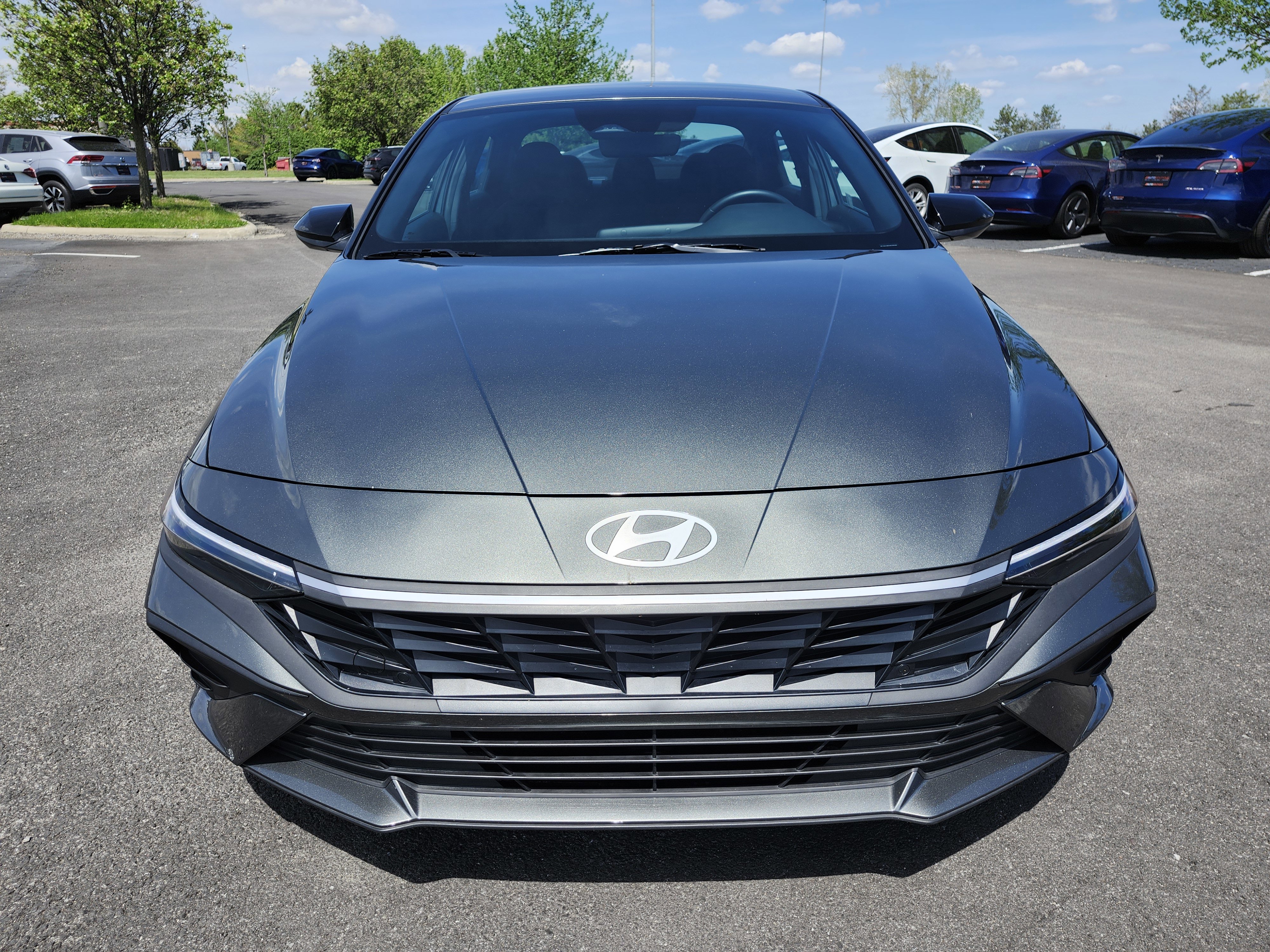 Used 2025 Hyundai Elantra SEL FWD image 11