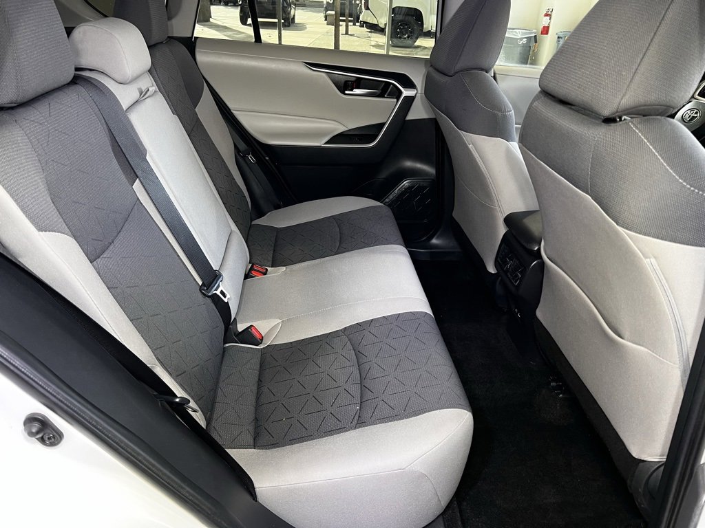 Used 2024 Toyota RAV4 XLE image 54
