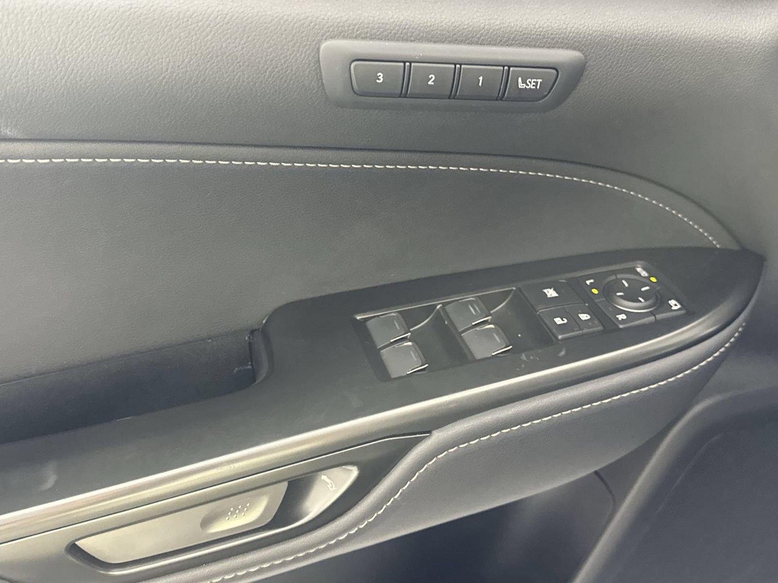 Used 2025 Lexus NX 350h AWD w/ Accessory Package (2T) image 13