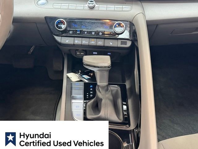 Used 2025 Hyundai Elantra SEL FWD image 14