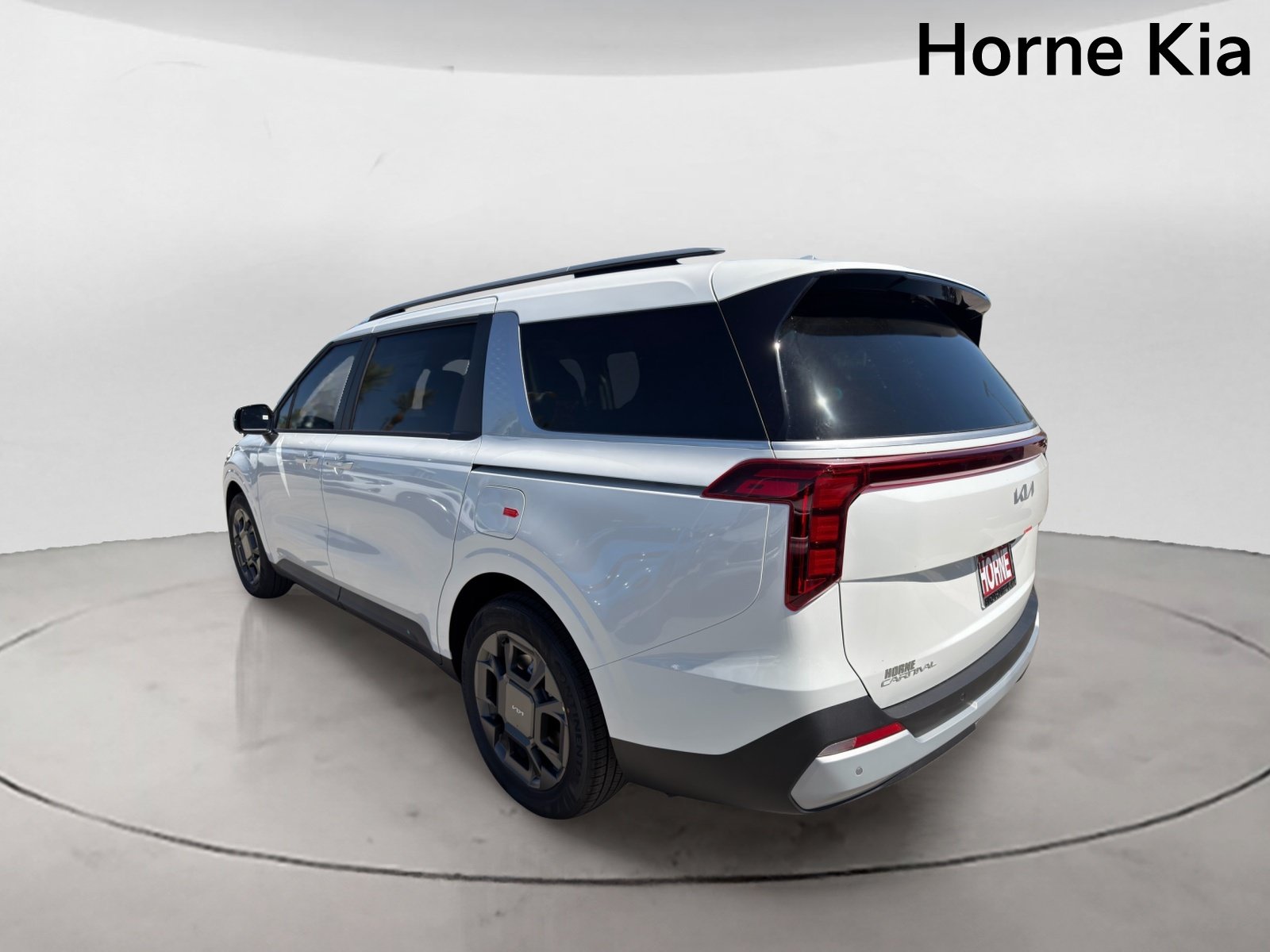 New 2026 Kia Carnival EX FWD image 5