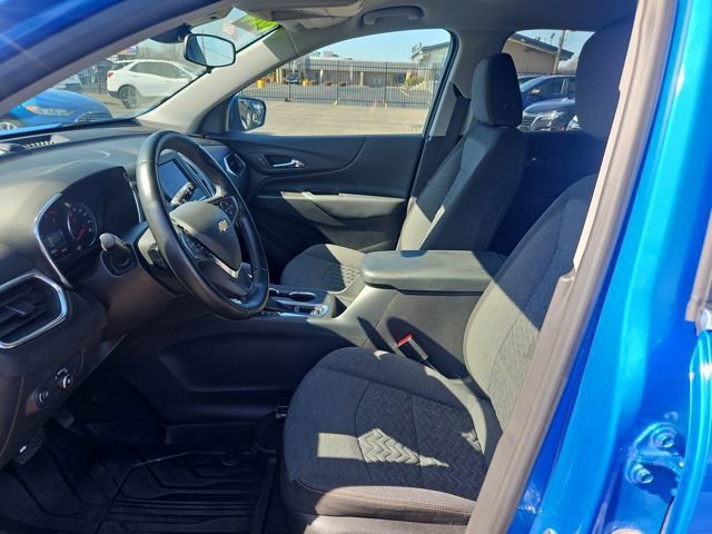 Used 2024 Chevrolet Equinox LT w/ LPO, Floor Liner Package image 9