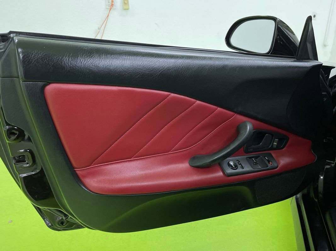 Used 2001 Honda S2000 image 16