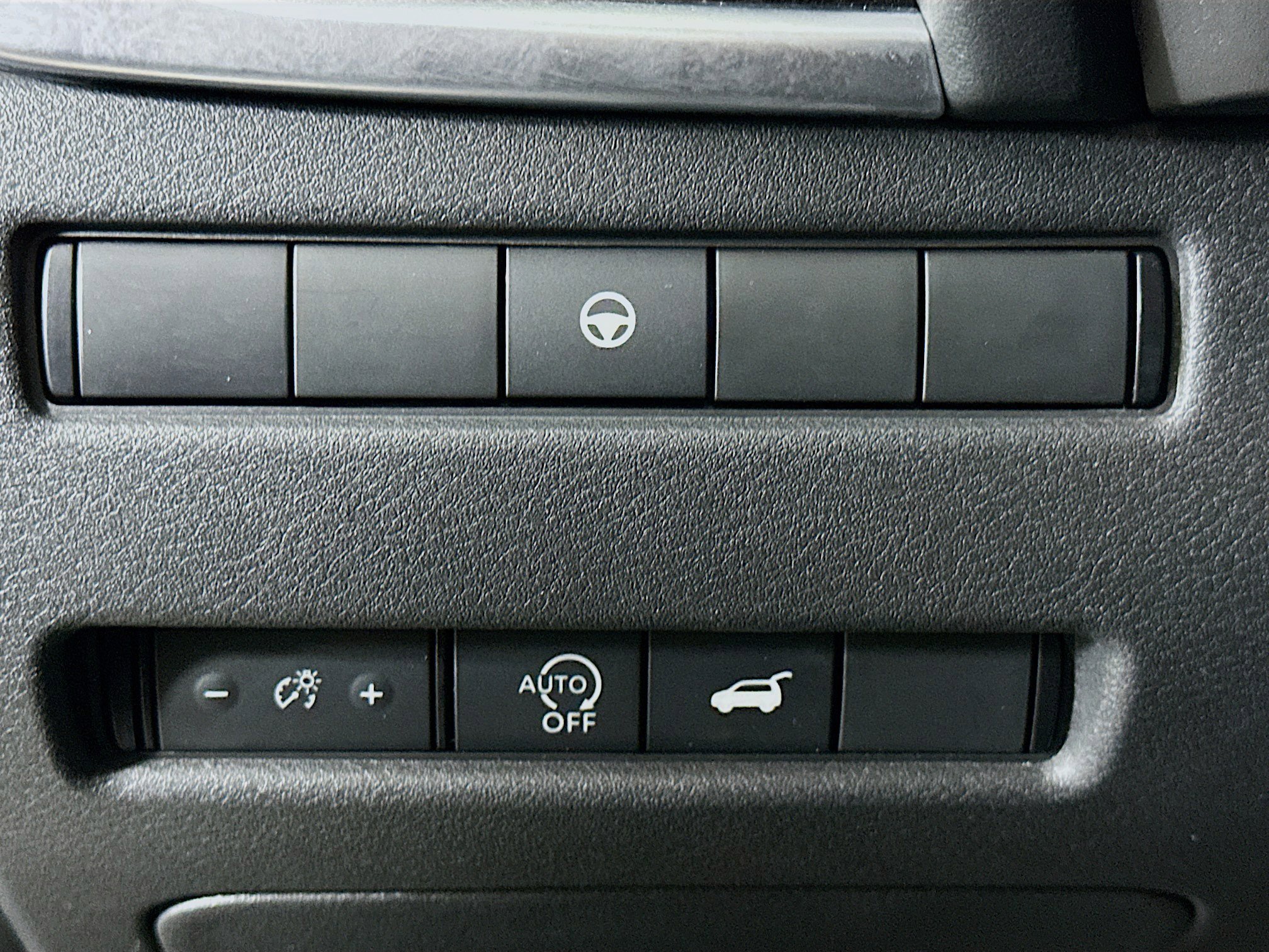 Used 2023 Nissan Rogue SL image 17