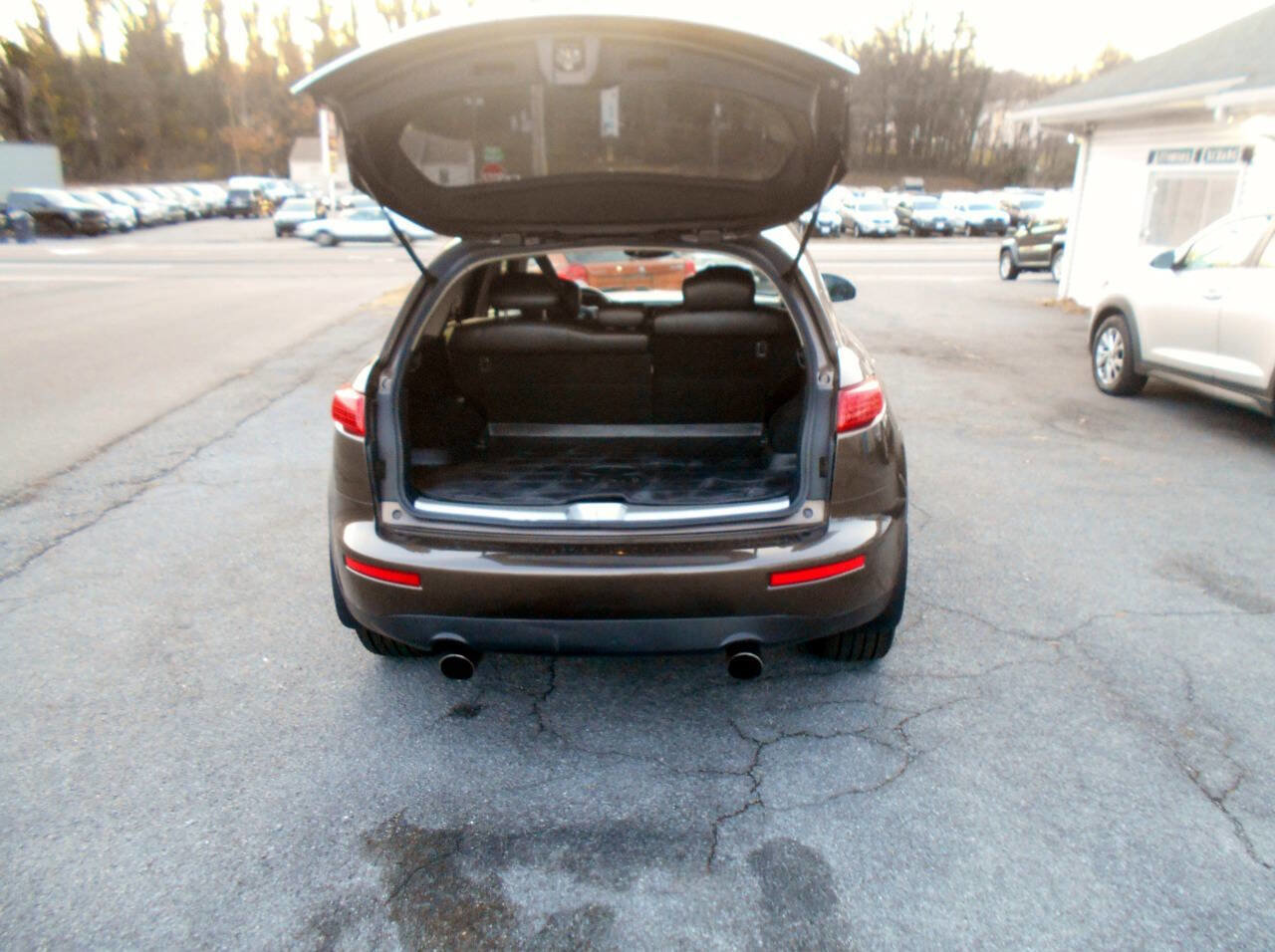 Used 2004 INFINITI FX45 AWD w/ Technology Pkg image 18