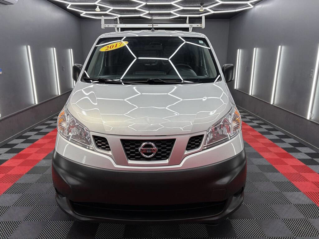 Used 2017 Nissan NV200 S w/ Back Door Glass Package image 2