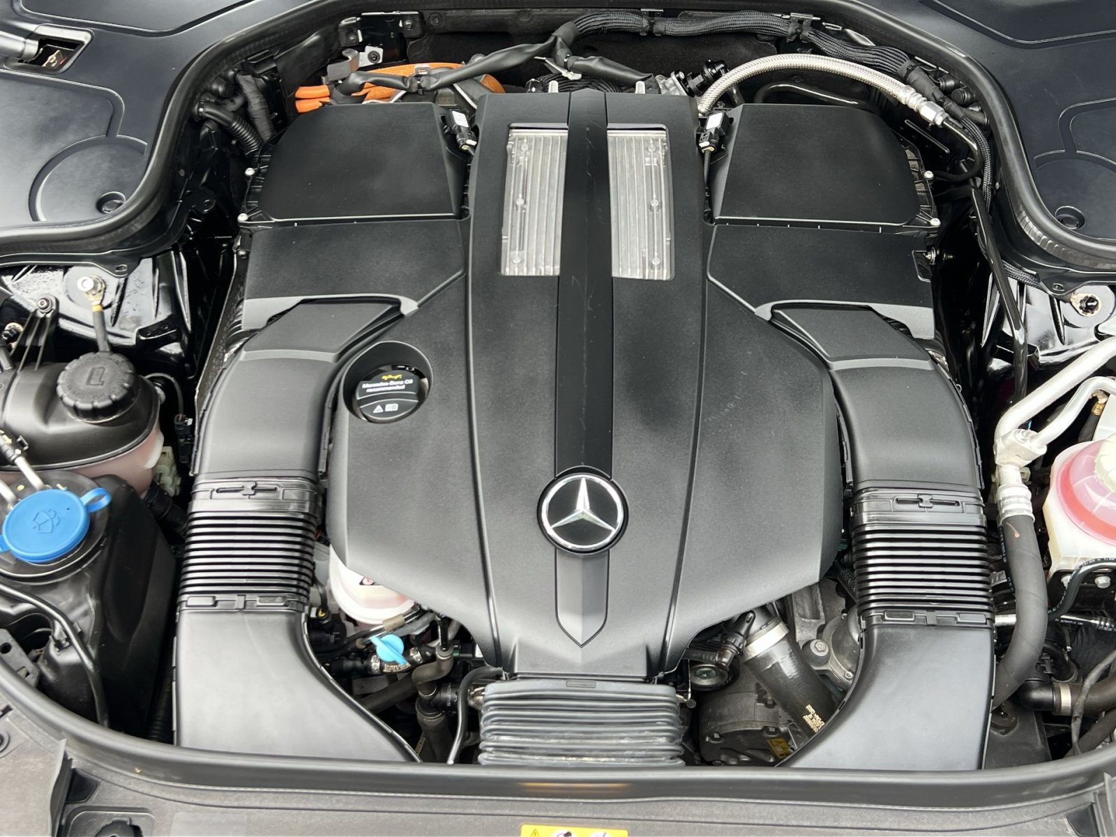 Used 2019 Mercedes-Benz S 560e image 34