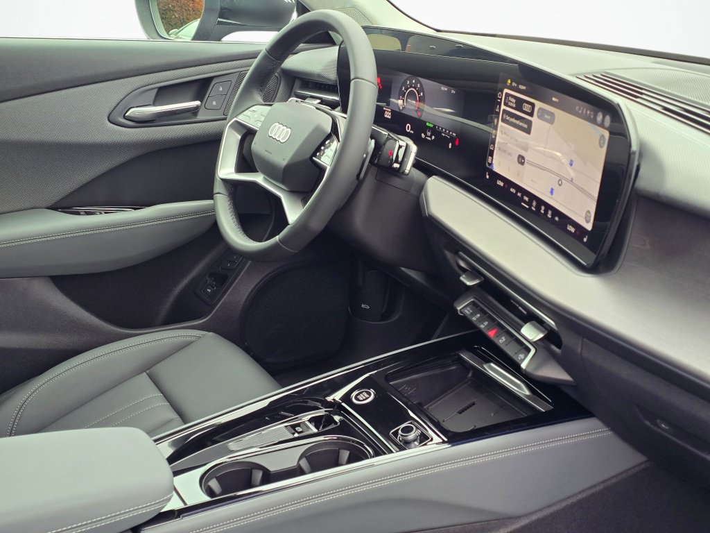 New 2026 Audi Q3 quattro 2.0T AWD/4WD image 29