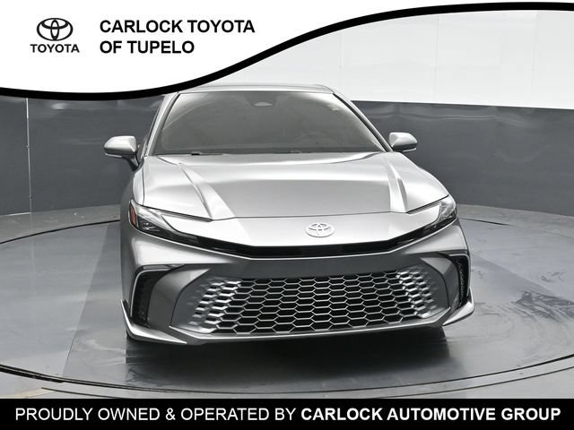 Used 2025 Toyota Camry XSE FWD image 7