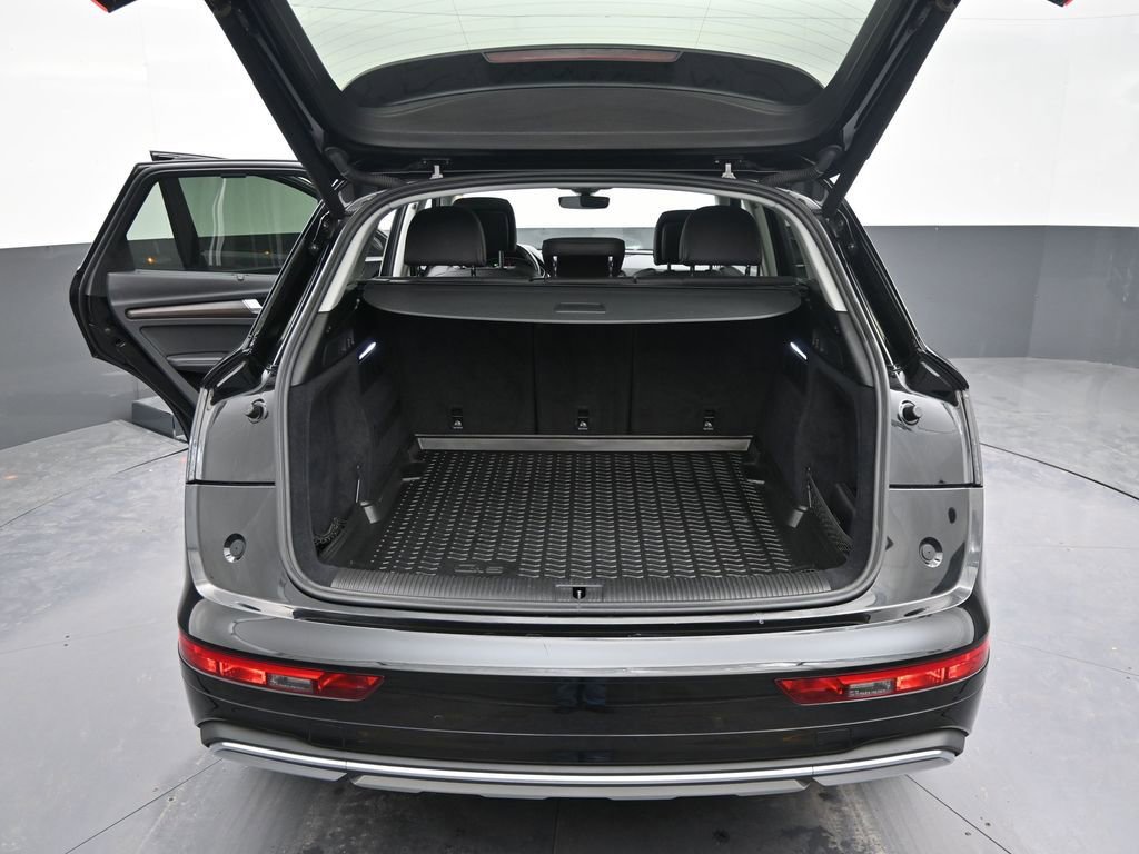 Used 2021 Audi Q5 2.0T Premium Plus w/ Premium Plus Package image 37