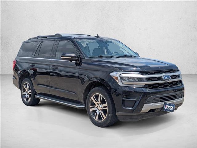Used 2022 Ford Expedition XLT RWD image 3