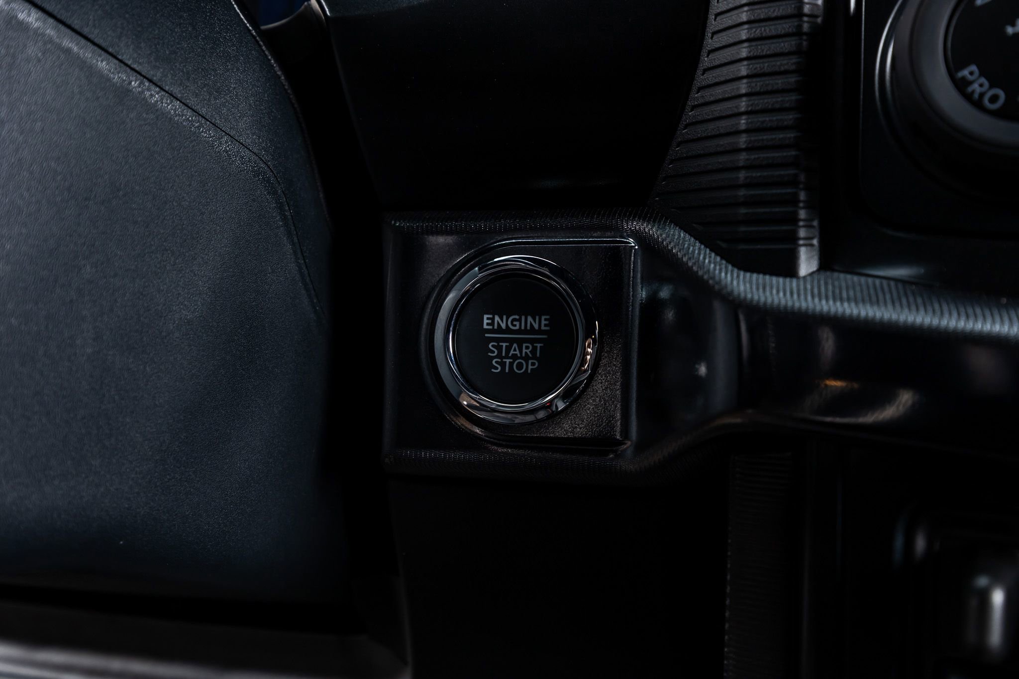 Used 2025 Ford F150 Raptor w/ Equipment Group 803A Raptor R image 23