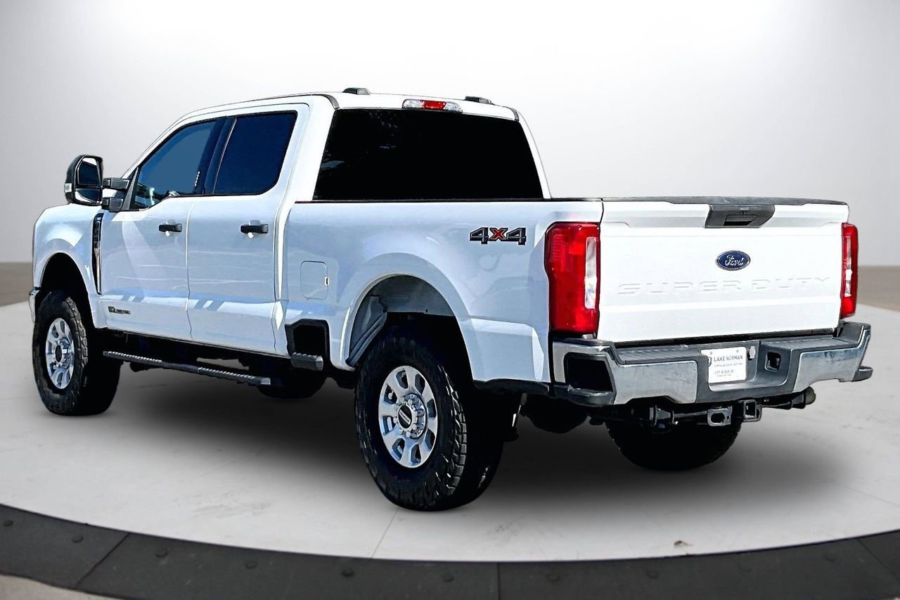 Used 2023 Ford F250 XLT AWD/4WD image 7