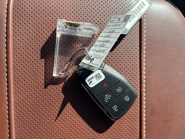 Used 2024 GMC Sierra 1500 Denali Ultimate image 39