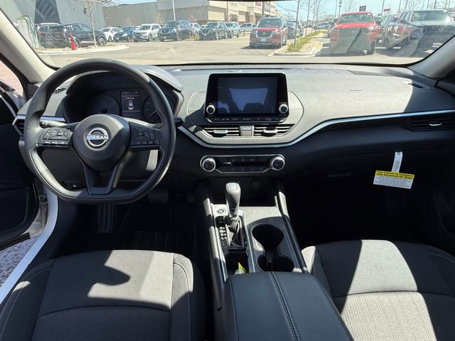 Certified 2025 Nissan Altima 2.5 S FWD image 25
