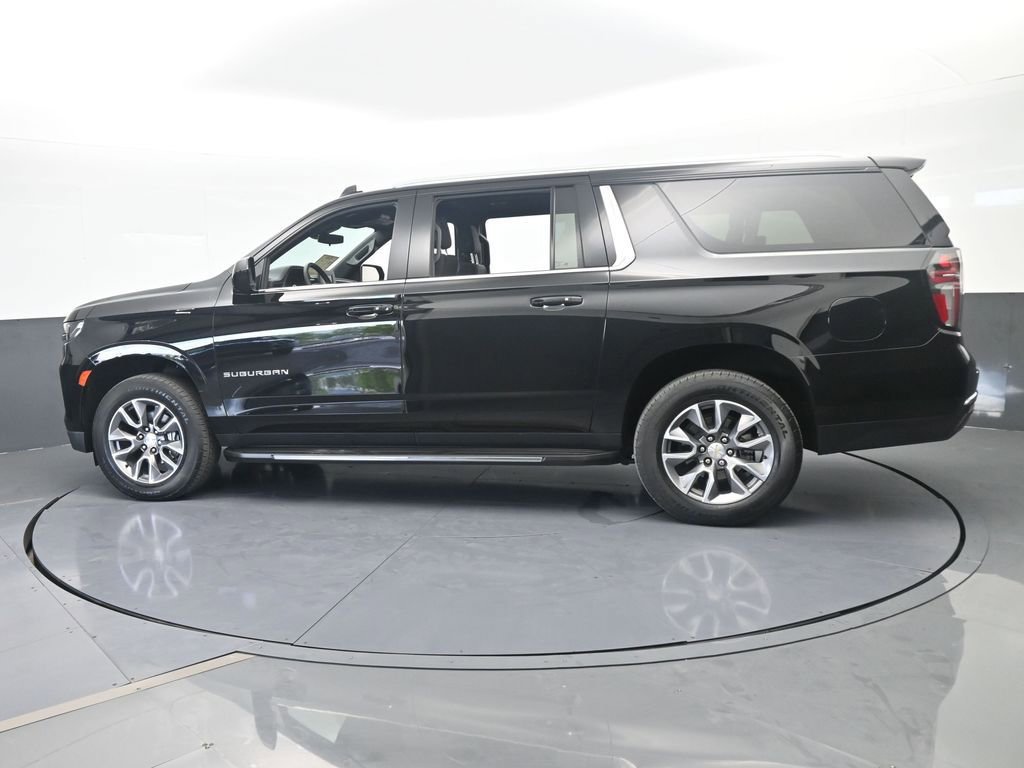 Used 2024 Chevrolet Suburban LS w/ Driver Alert Package RWD image 3