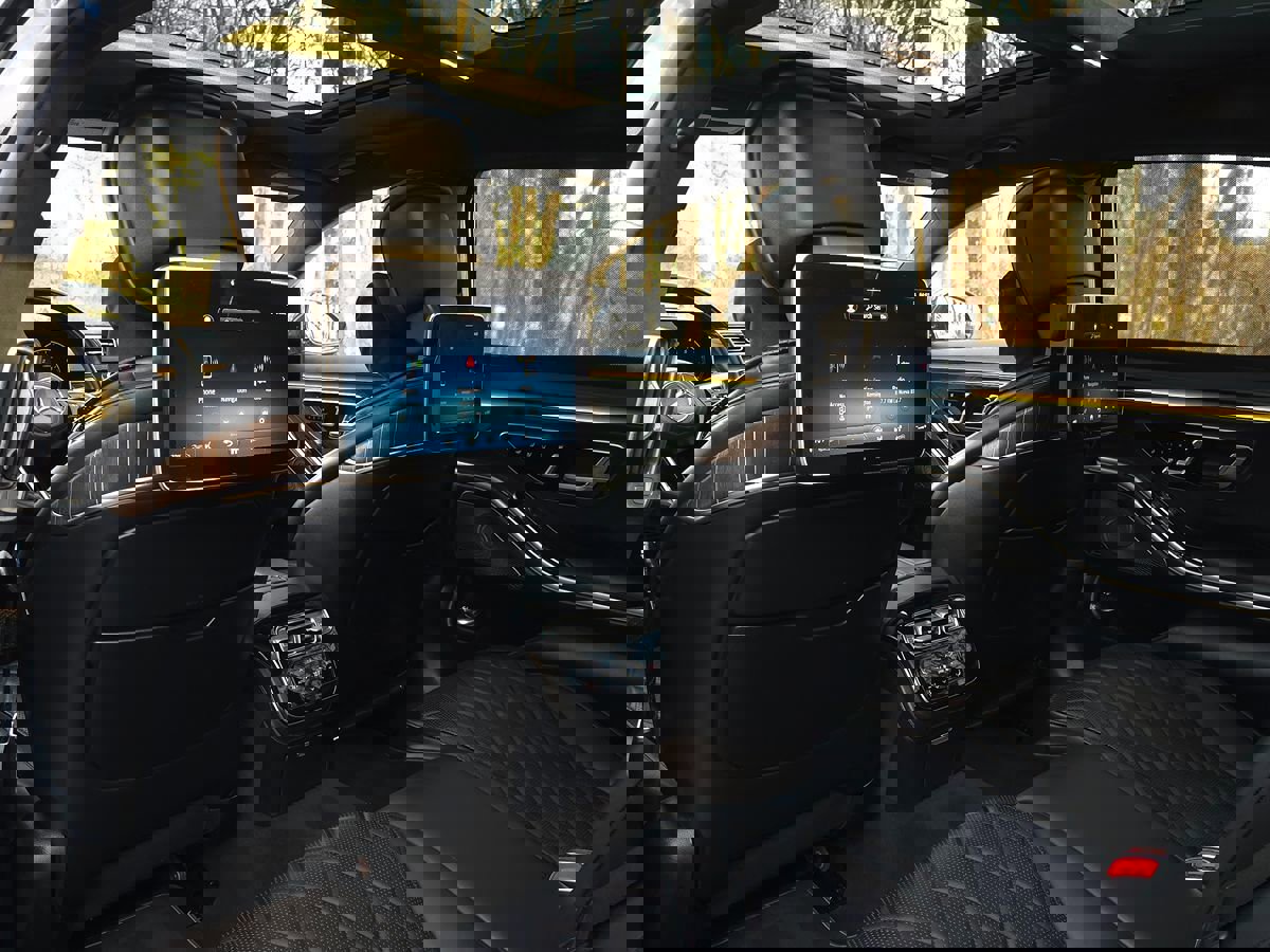 Used 2021 Mercedes-Benz S 580 4MATIC Sedan w/ Warmth & Comfort Package image 15