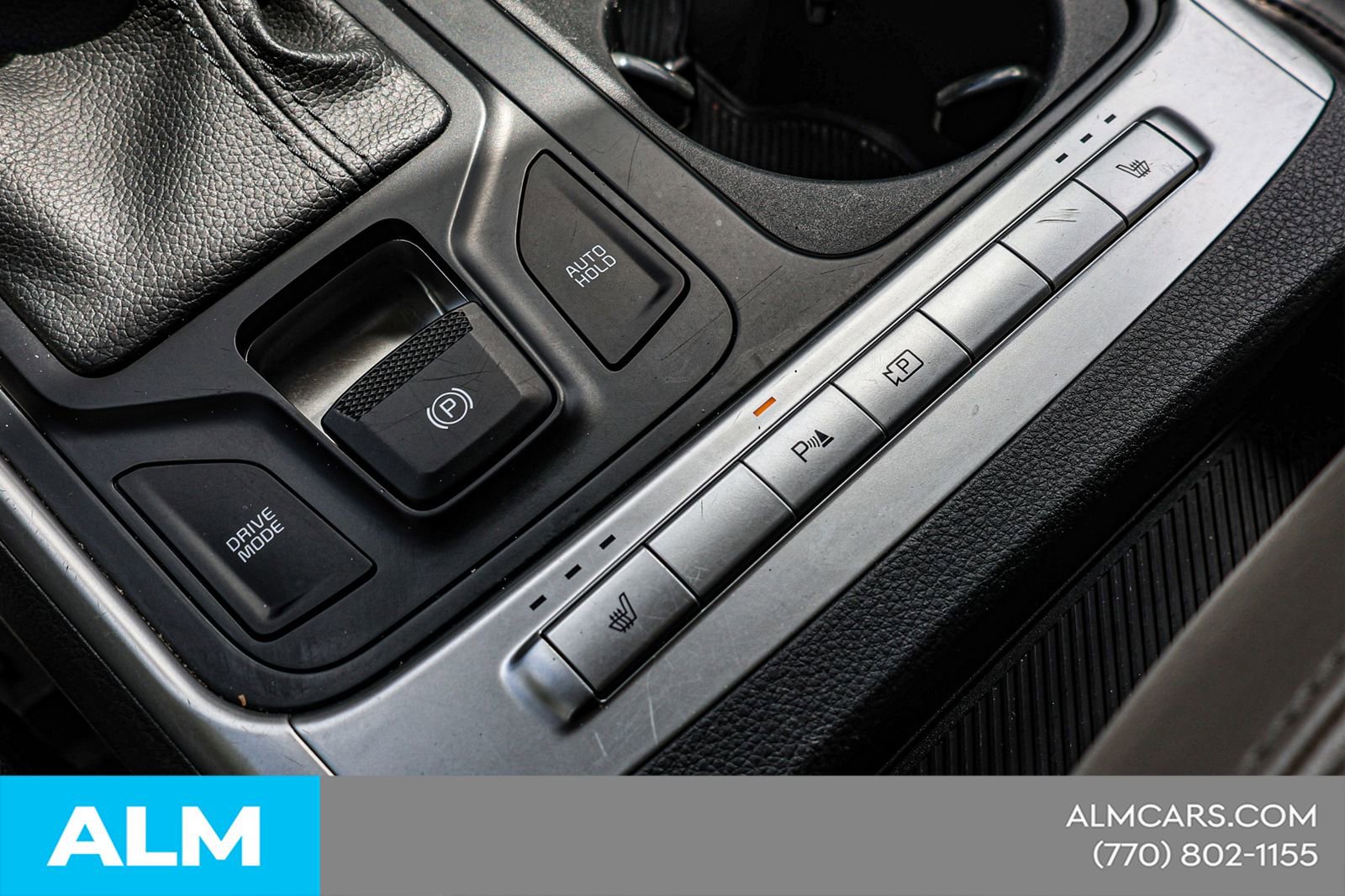 Used 2025 Kia Carnival FWD image 36