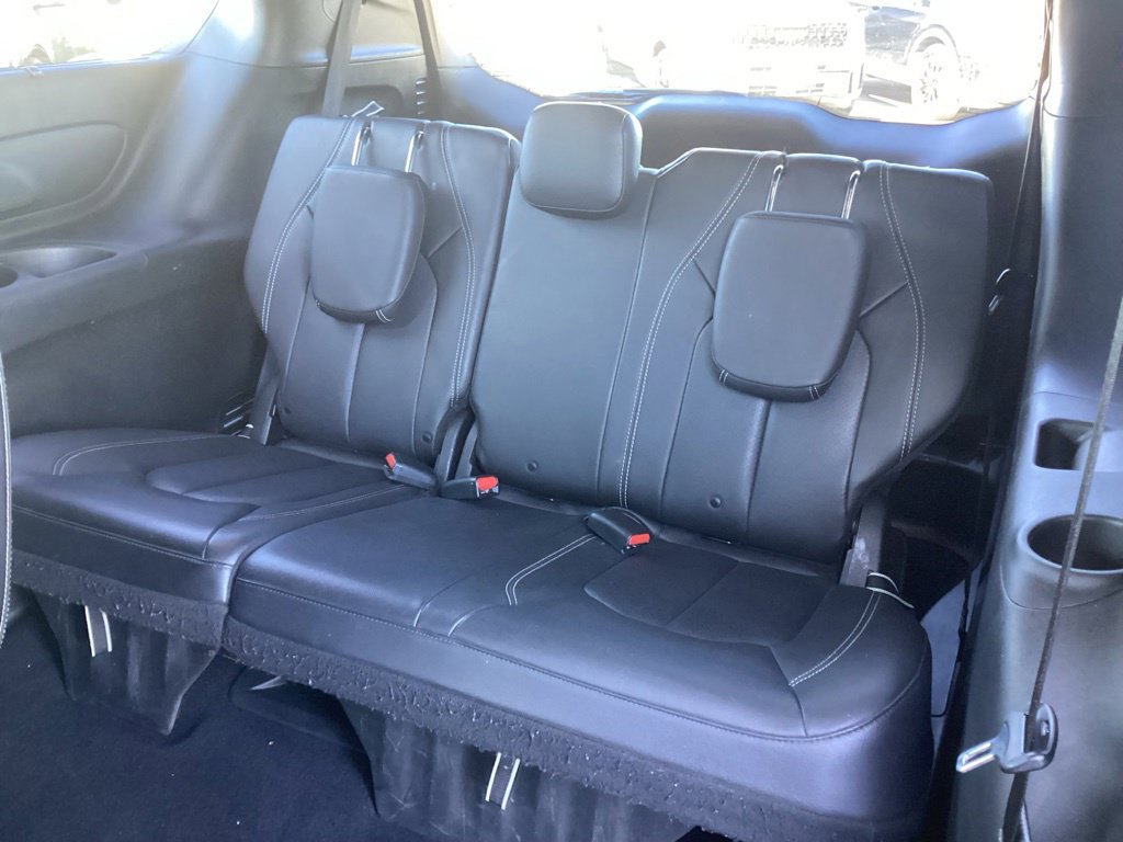 Used 2019 Chrysler Pacifica Touring-L w/ S Appearance Package FWD image 16