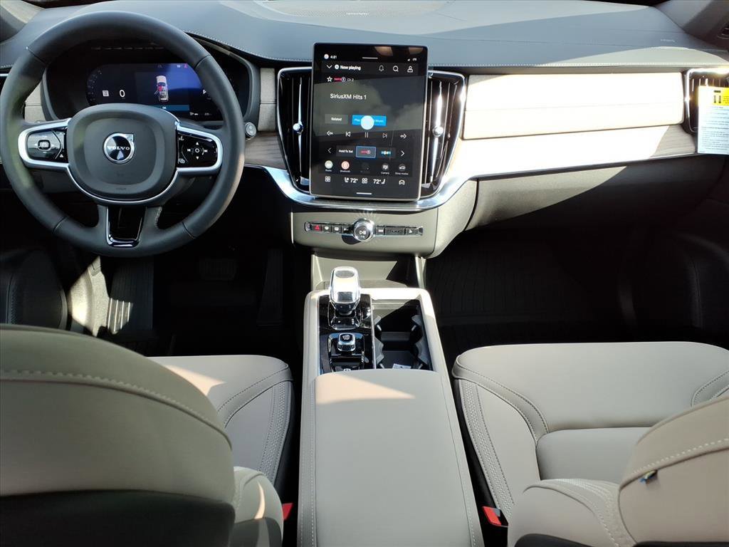 New 2026 Volvo XC90 B6 Plus w/ Protection Package Premier image 12
