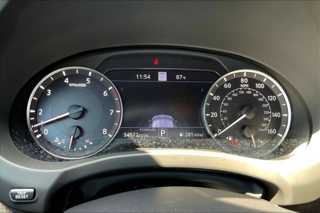 Used 2023 INFINITI QX50 Sport FWD image 15