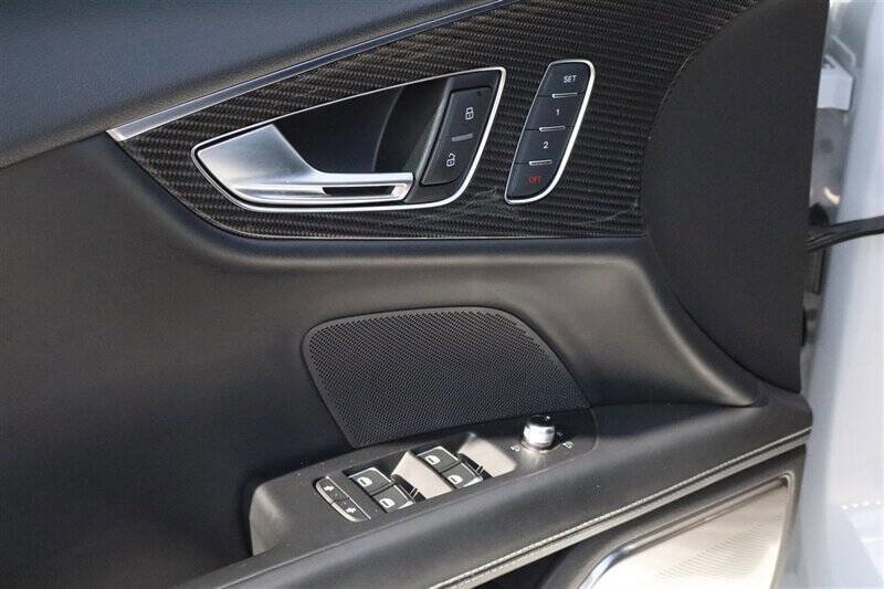 Used 2015 Audi RS 7 Prestige w/ Carbon-Optic Package image 14