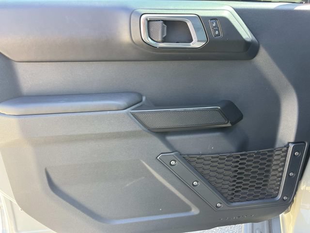 Used 2025 Ford Bronco Outer Banks AWD/4WD image 28