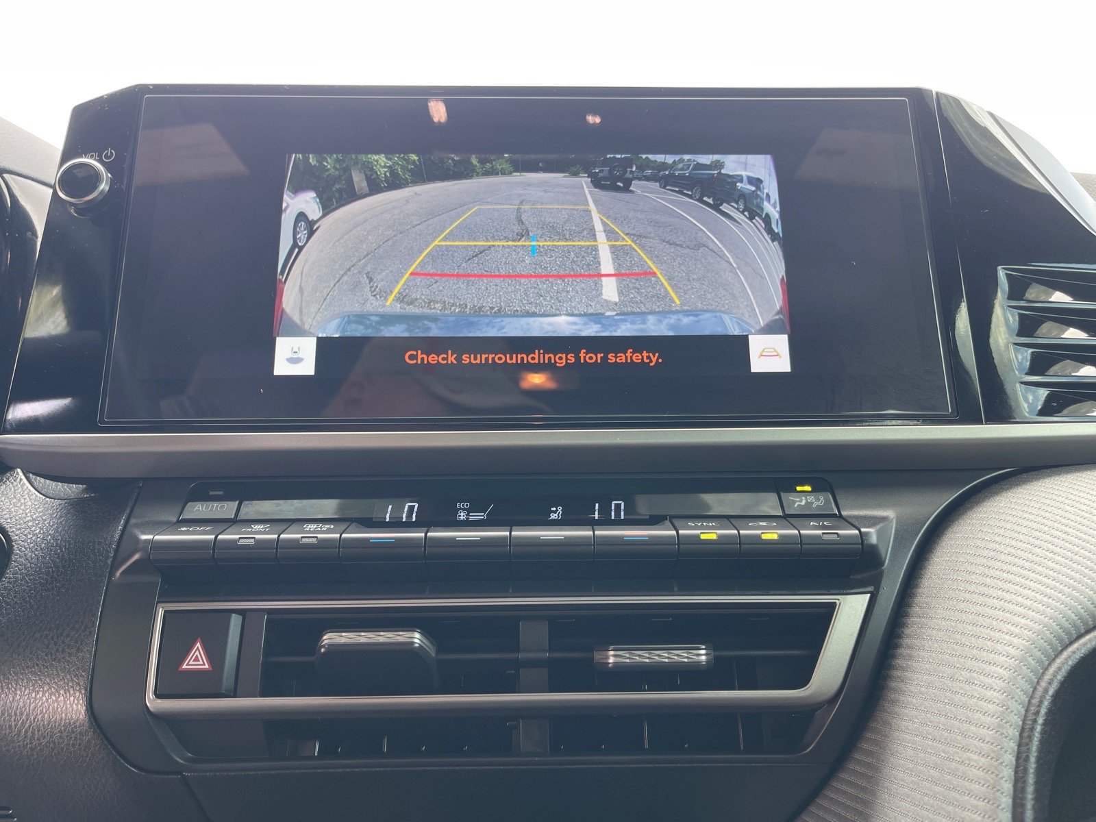 Used 2025 Toyota Camry SE w/ Multimedia Upgrade Package FWD image 6