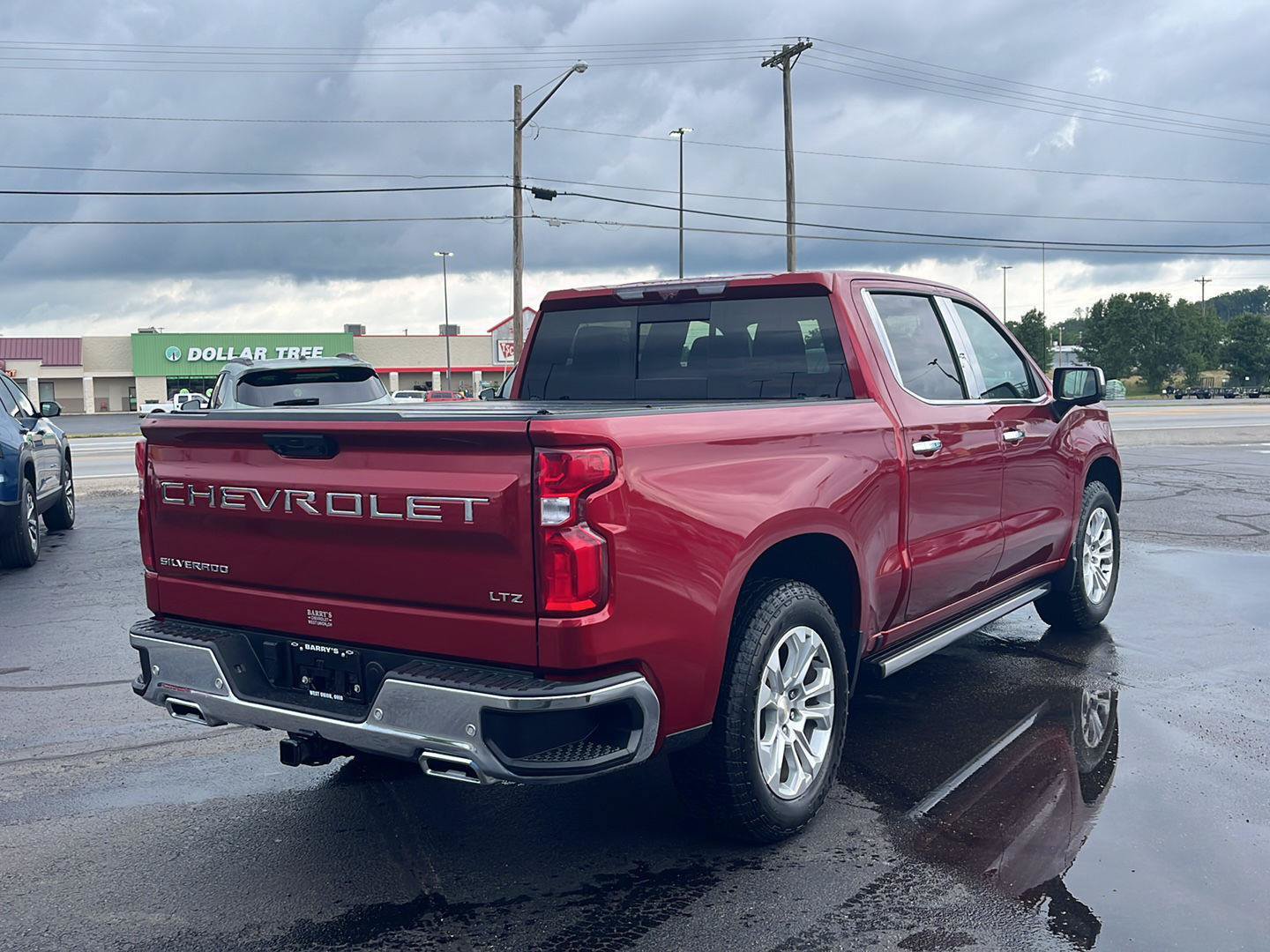 Used 2022 Chevrolet Silverado 1500 LTZ w/ LTZ Premium Package AWD/4WD image 8