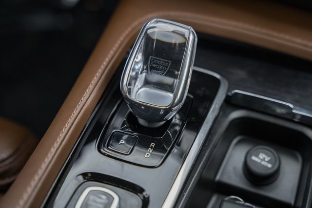 Used 2023 Volvo XC90 B6 Ultimate w/ Lounge Package image 25