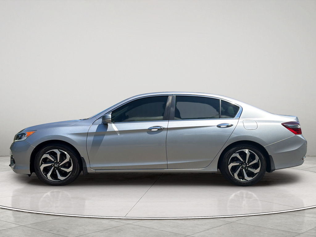 Used 2017 Honda Accord EX-L image 4