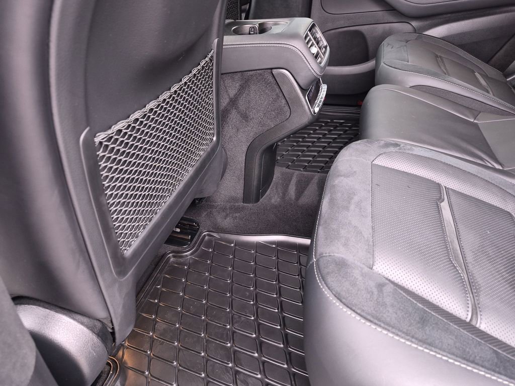 Used 2024 Mercedes-Benz GLS 63 AMG 4MATIC image 37