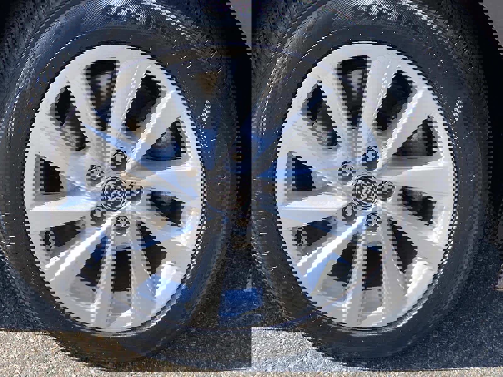 Used 2023 Toyota Camry LE image 24