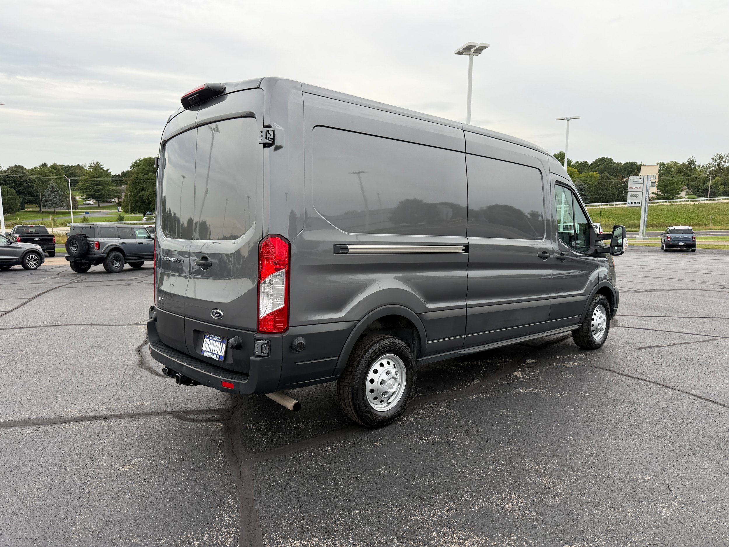 Certified 2023 Ford Transit 250 Medium Roof AWD w/ Interior Upgrade Package image 9