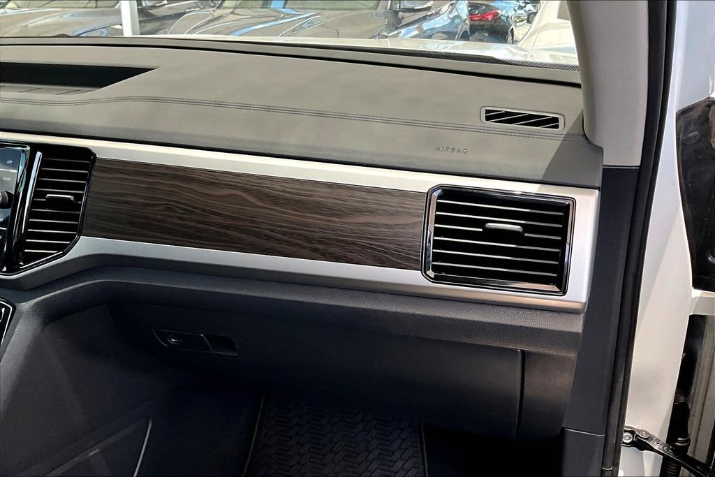 Used 2023 Volkswagen Atlas SE image 19