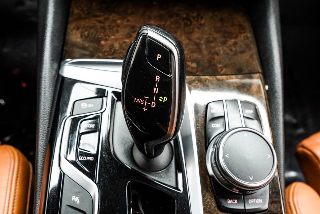 Used 2017 BMW 540i xDrive w/ Premium Package image 26