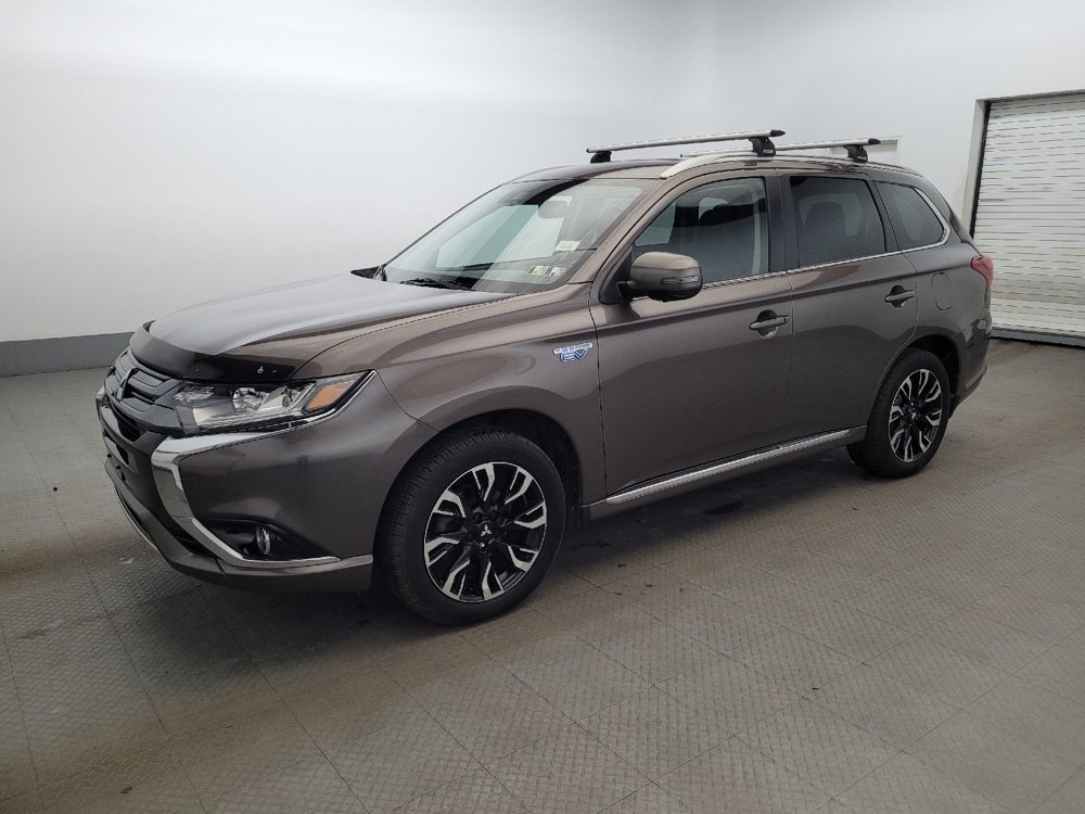 Used 2018 Mitsubishi Outlander GT AWD/4WD image 2